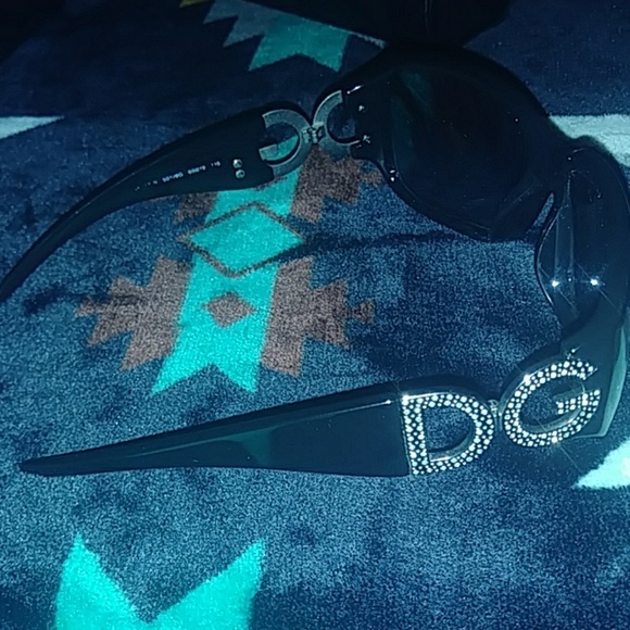 Authentic Dolce and Gabbana Sunglasses - Picture 6 of 7